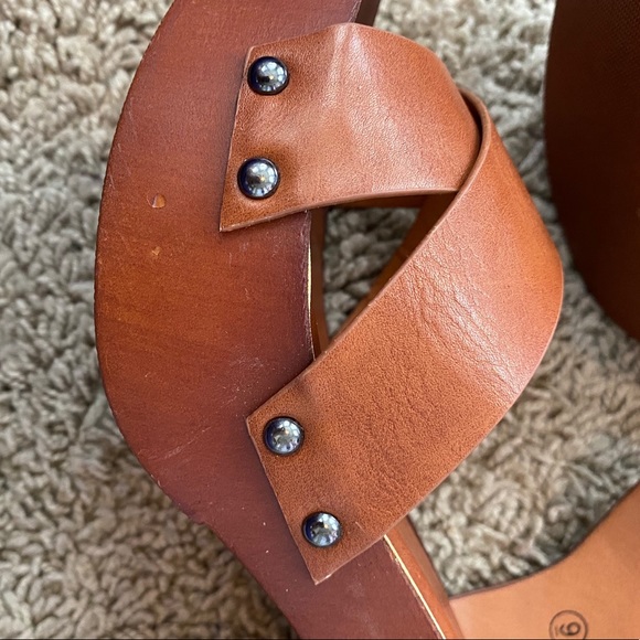 PIERRE DUMAS Vanya Chunky Heel Cognac - Picture 5 of 7